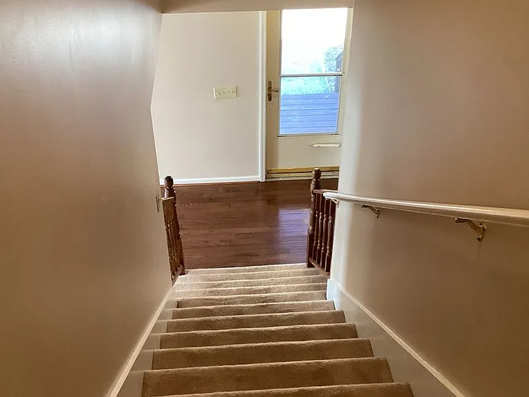 6422 Levi Rd — Photo 32