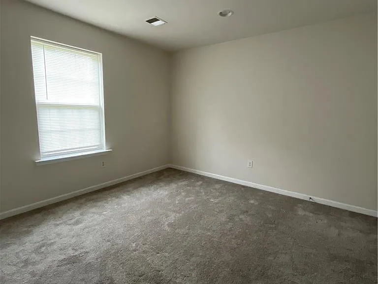 336 Park Pl — Photo 8