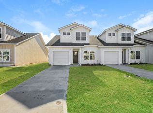 1017 Walker Point Way, Brunswick, GA 31525