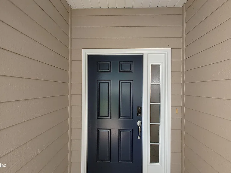 11225 Campfield Cir — Photo 4