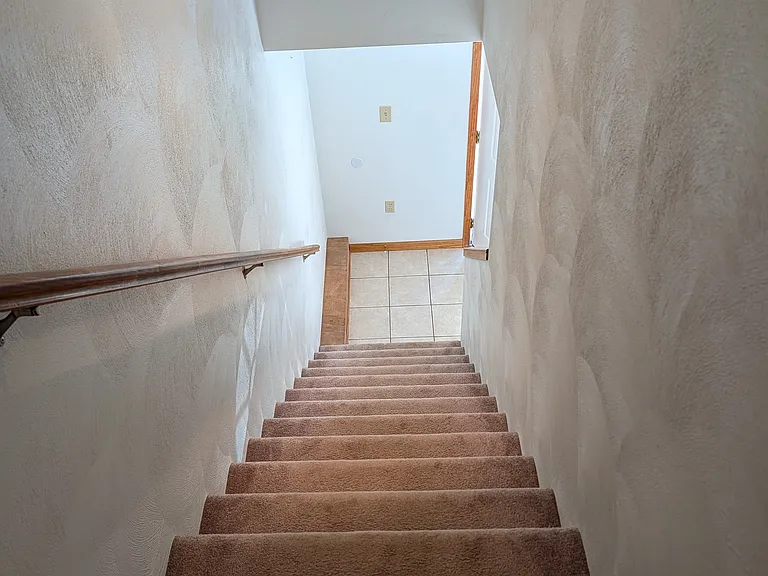 501 Linden Ave — Photo 9
