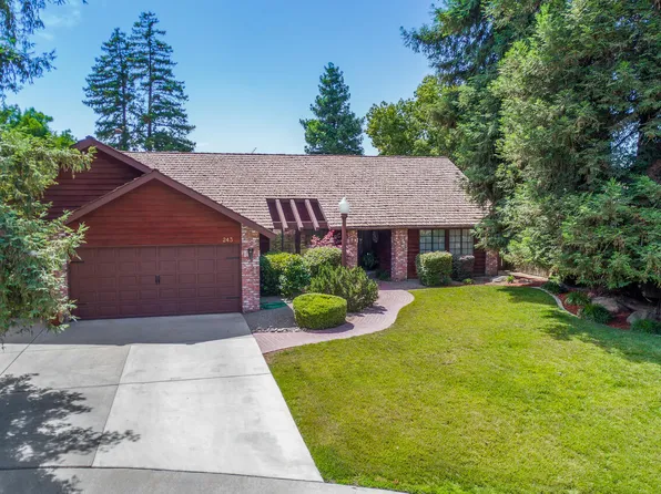 243 S Cottonwood Ct, Visalia, CA 93291
