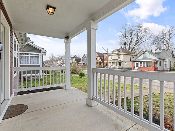 5th image of 3151 Graceland Ave