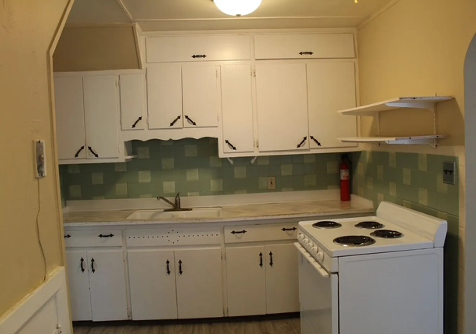 904 S Webber St. Urbana, IL — Photo 4