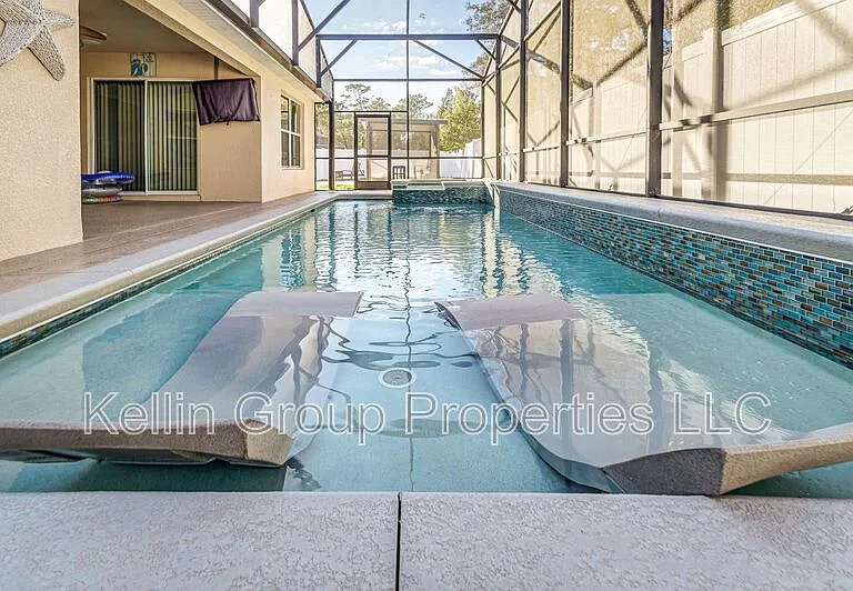 7233 Wakeview Dr — Photo 29