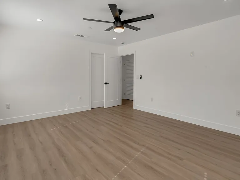 10524 Cole Rd #10526 — Photo 12