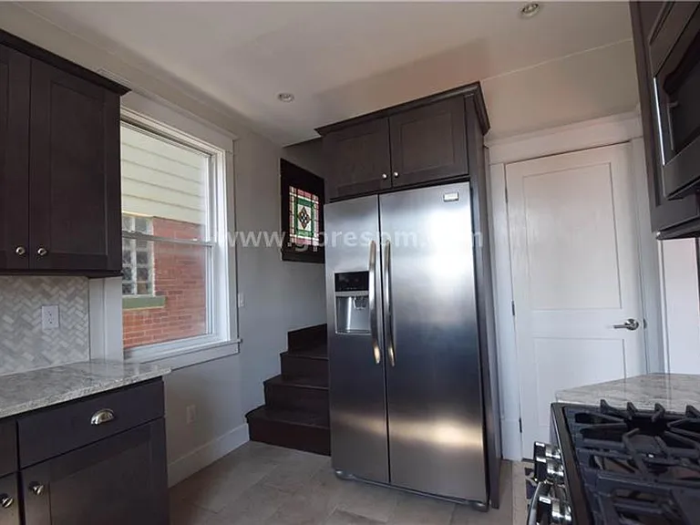 3235 Gaylord Ave — Photo 7
