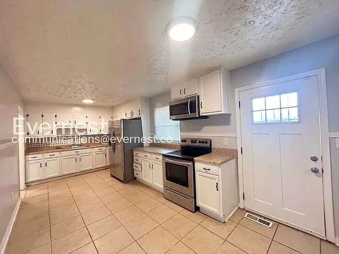 1244 Calhoun Ave — Photo 4