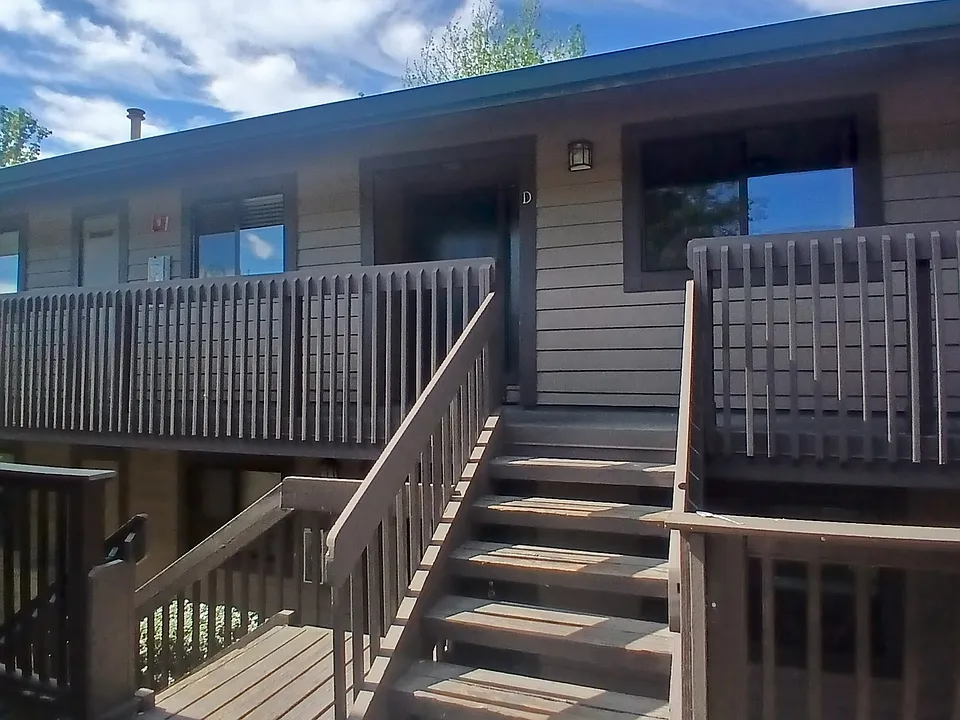 3039 Estepa Dr #6D