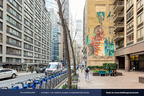 Rented by The Blueground | media 25