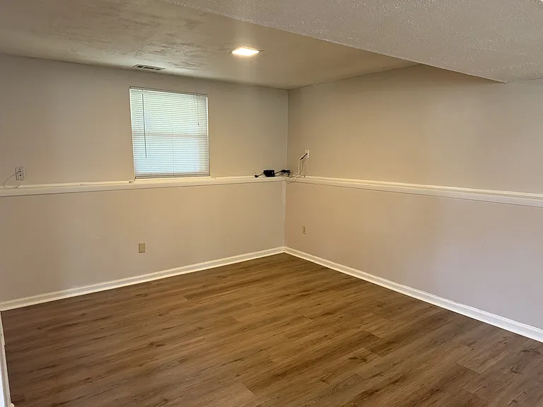 315 Philray Rd — Photo 10