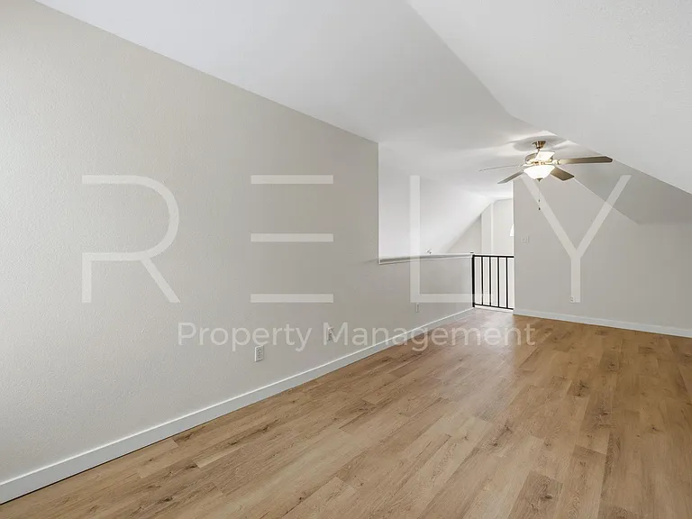 2908 Whisper Oaks Ln #D — Photo 32