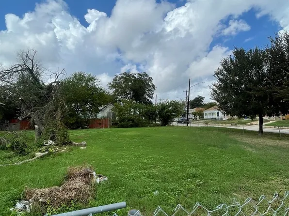 103 S Mittman St Unit 2 LOT 12, San Antonio, TX 78203