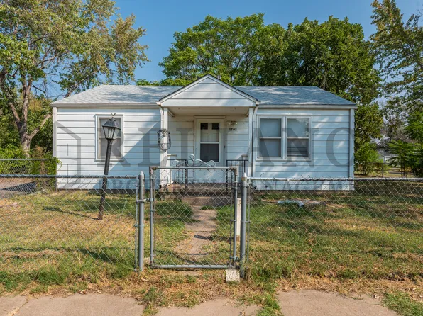 1702 W Esthner Ave, Wichita, KS 67213