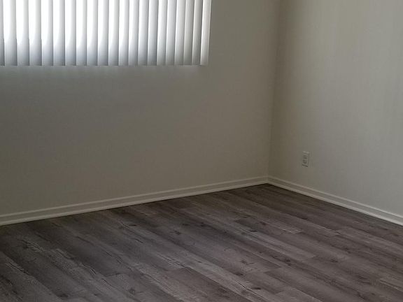 5th image of 334 S Gramercy Pl APT 111
