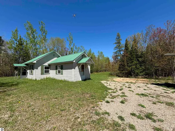 Vl 120a W #M-48, Pickford, MI 49774