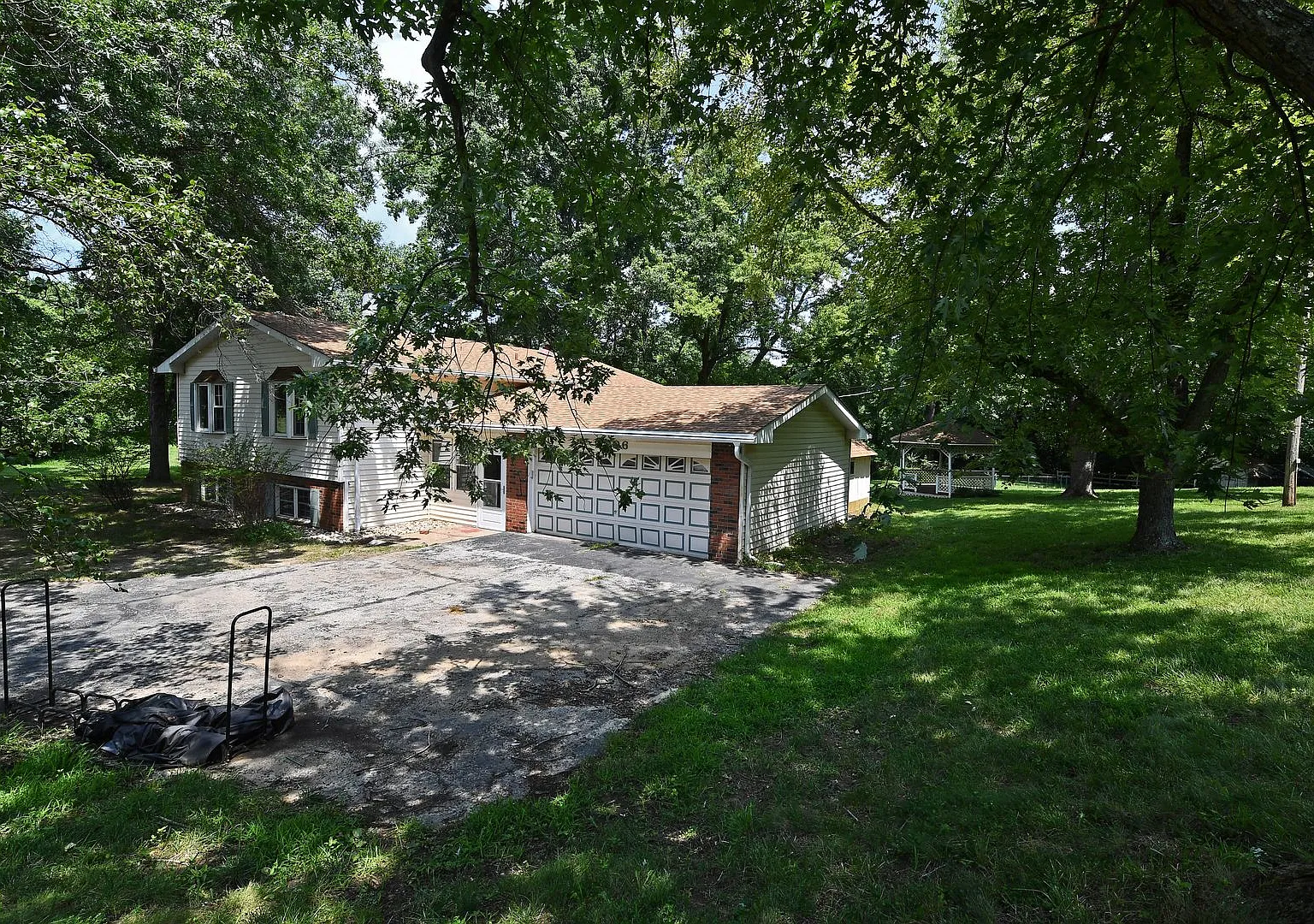 2706 Christy Ave | Grover 63040 — Photo 3