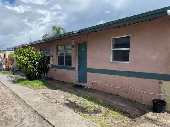 4145 SW 19th St, West Park, FL 33023