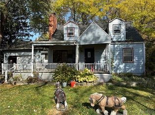 767 Blairville Rd, Youngstown, NY 14174