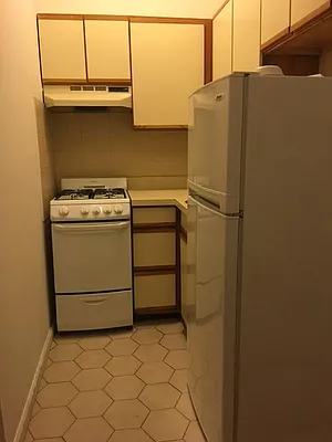 Rented by Keller Williams NYC | media 8