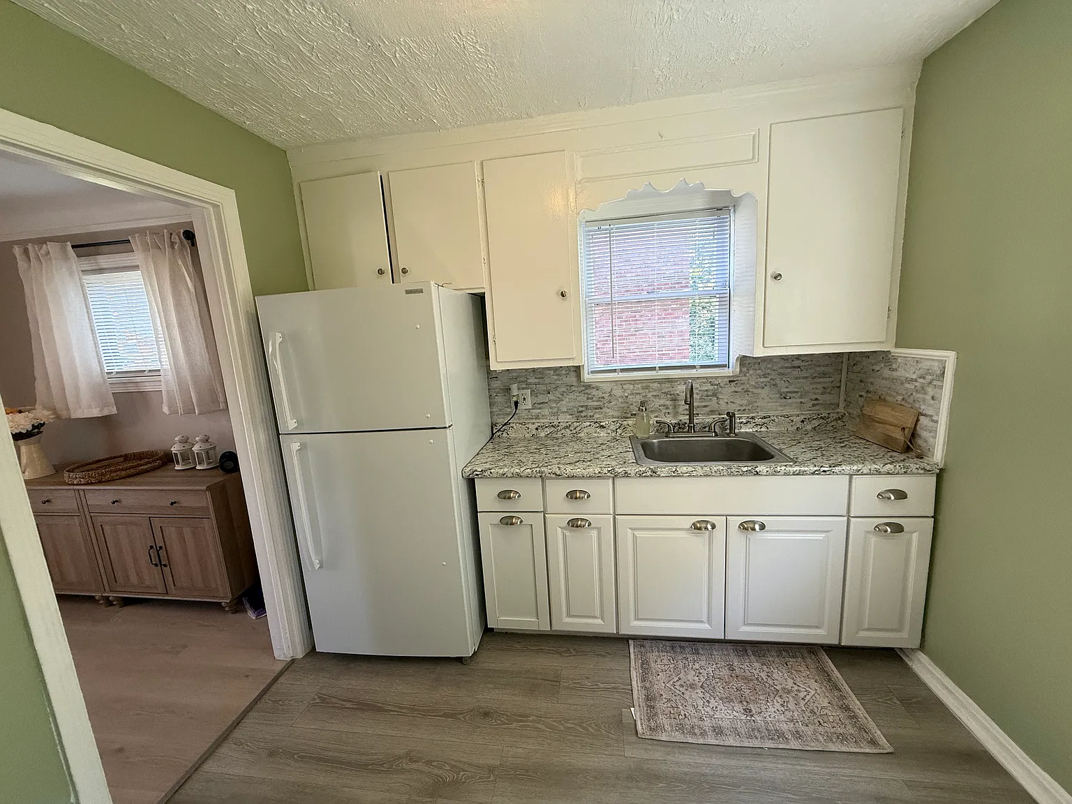 2 bed, 960 sqft, $1,375 — Photo 4