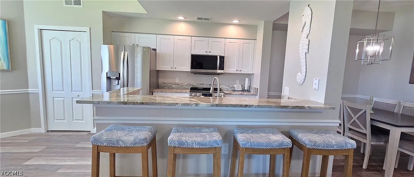 2 bed, 2.0 bath, 1154 sqft, $1,700 — Photo 4