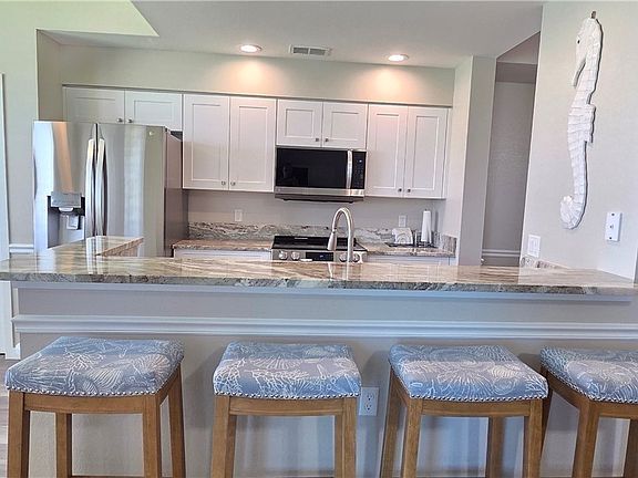 4th image of 16635 Lake Circle Dr APT 612