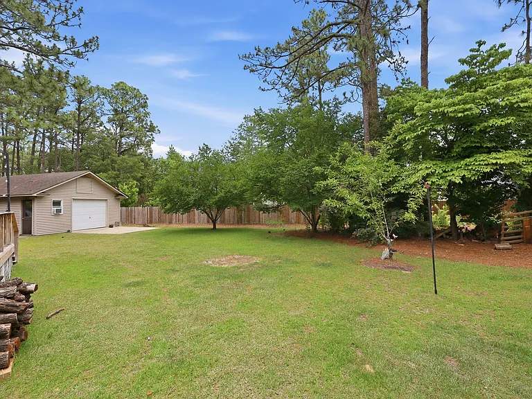 195 Longleaf Rd — Photo 39