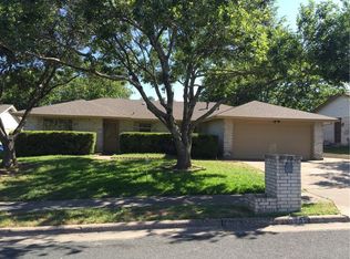 9802 Oak Run Dr, Austin, TX 78758