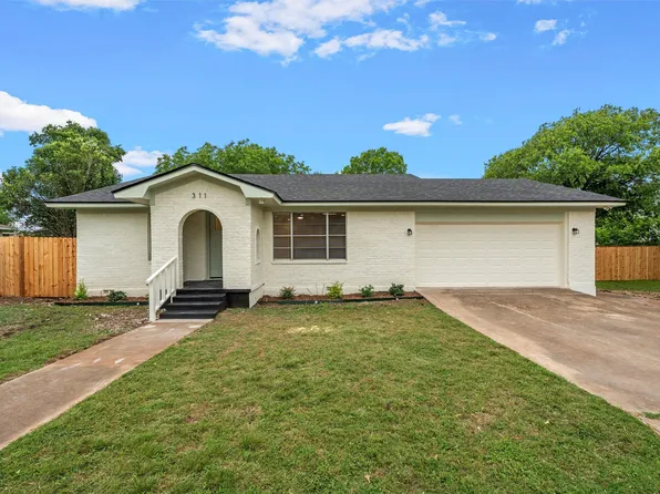 311 Arthur St, Mc Gregor, TX 76657