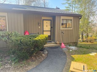 Condos At Woodlake, Woodbury, CT 06798