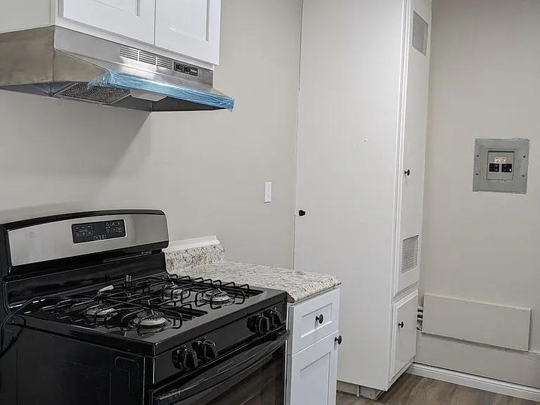 525 N San Gabriel Ave. — Photo 13