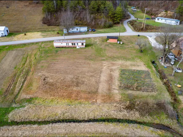 7299 Johnson Frk, Salyersville, KY 41465