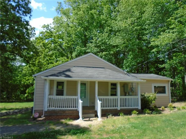 4751 Boiling Springs Rd, Tobaccoville, NC 27050