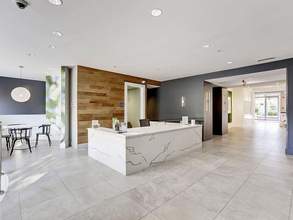 1st image of 1800 Wilson Blvd #326