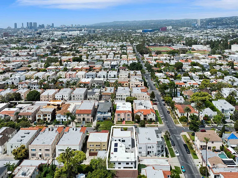 460 N Sierra Bonita Ave #460 — Photo 44