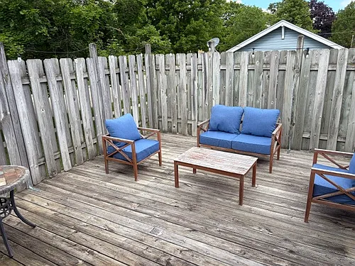555 Franklin Ave Photo 1