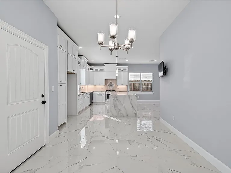 3344 Sanders St — Photo 14