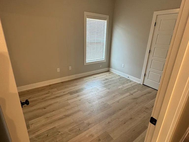 6513 Fortuna Ct — Photo 13