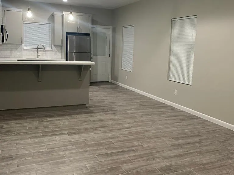 2015 Stardust Ln #4 — Photo 2