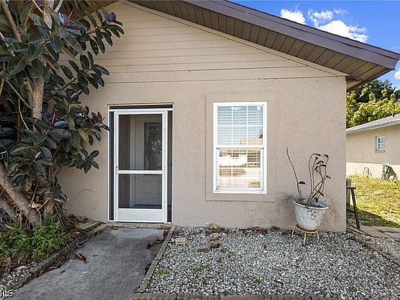 2nd image of 17524 Dumont Dr