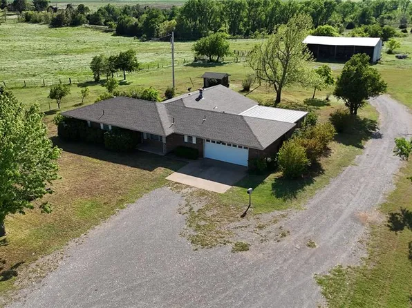 33166 State Hwy, Carnegie, OK 73015