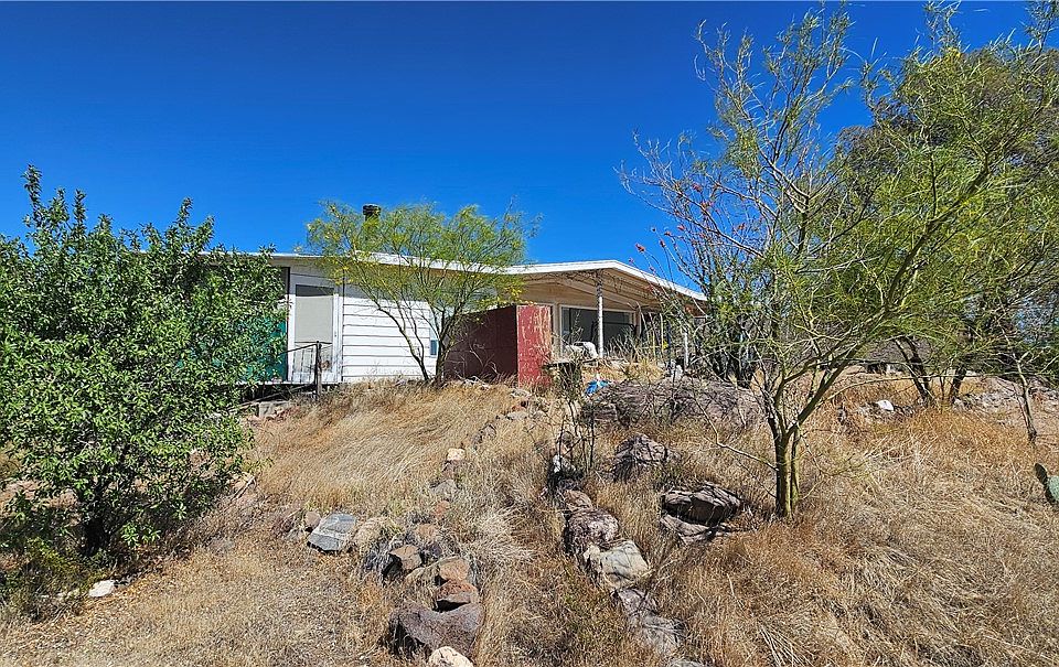 2nd image of 4535 N Smoketree Road