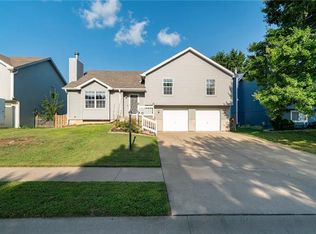 3013 Spring Garden St, Leavenworth, KS 66048
