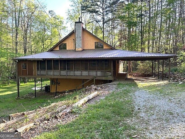 1st image of 343 Garrett Branch Rd