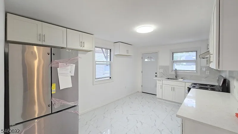 76 Baldwin Pl — Photo 2