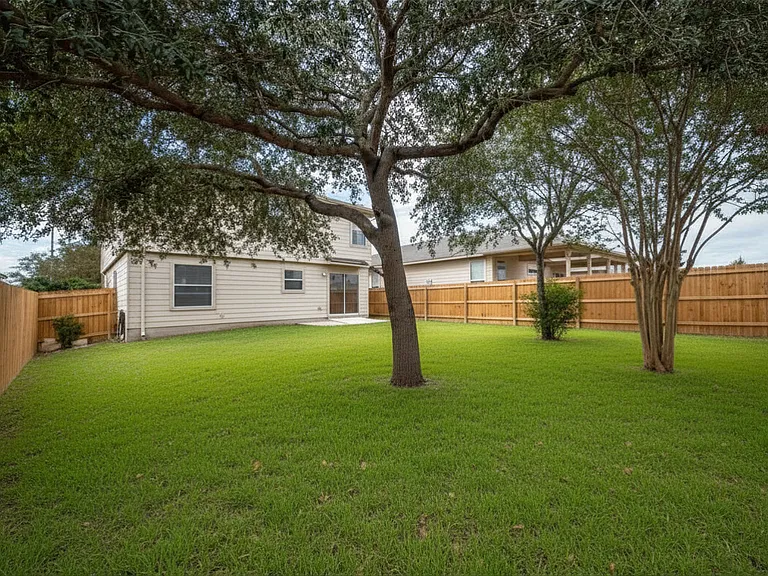 518 Reba — Photo 24