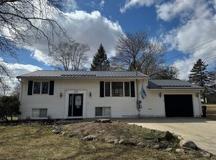 619 N Cooley St, Mount Pleasant, MI 48858