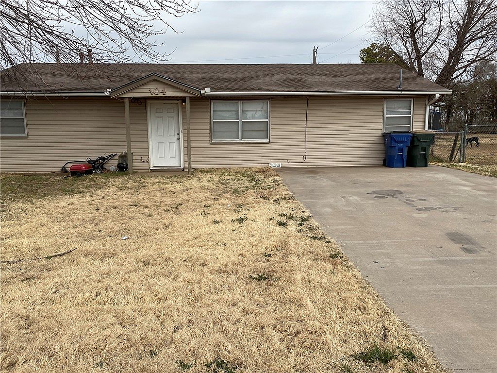 104 Gatewood Dr, Chickasha, OK 73018 Zillow