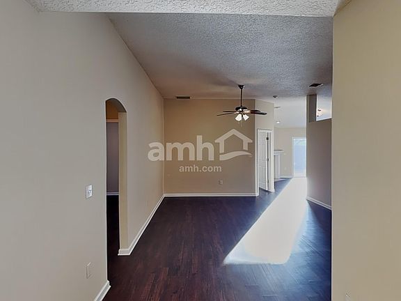 5th image of 9438 Daniels Mill Dr